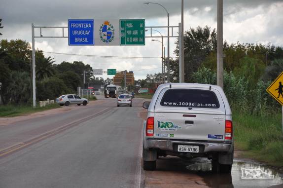 Retornando ao Brasil por Chuí, no Rio Grande do Sul, fronteira com o Uruguai